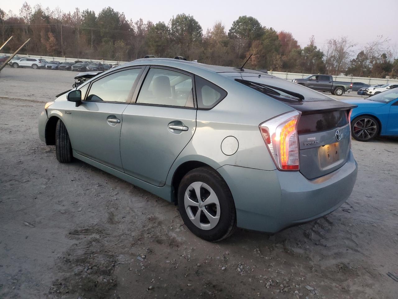 VIN JTDKN3DU9D1723810 2013 TOYOTA PRIUS no.2