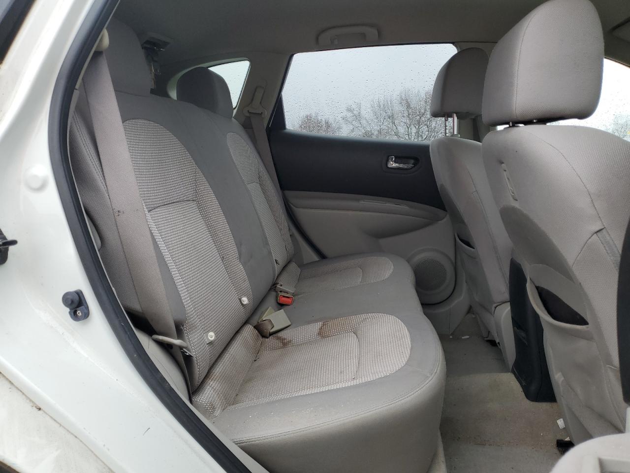 2012 Nissan Rogue - Image 11