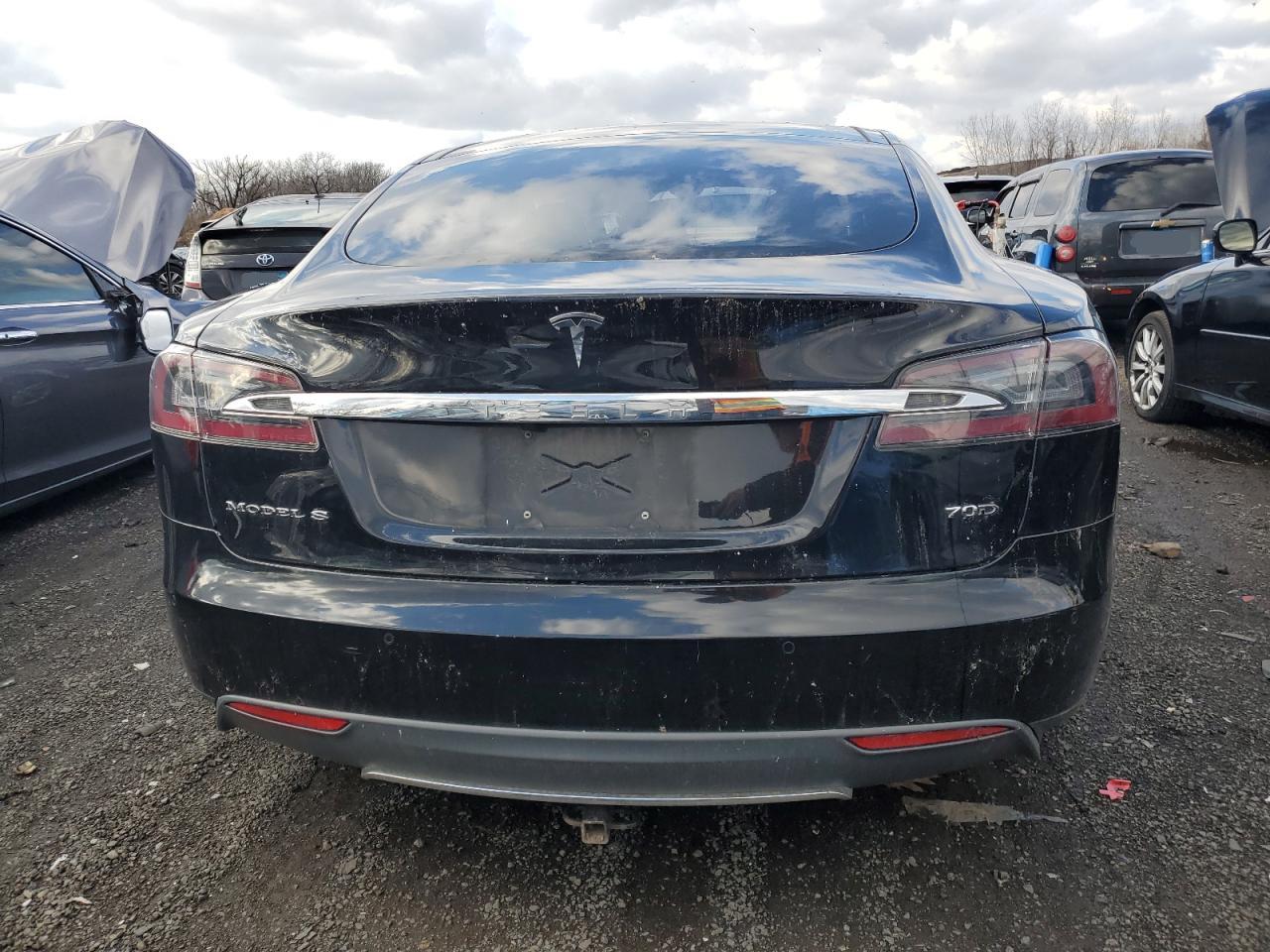 2016 Tesla Model S VIN: 5YJSA1E25GF121091 Lot: 83403264