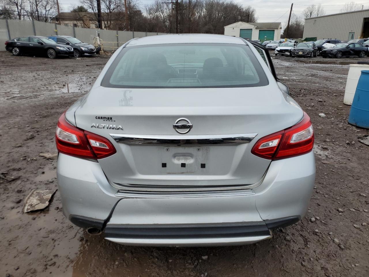 2017 Nissan Altima - Image 6