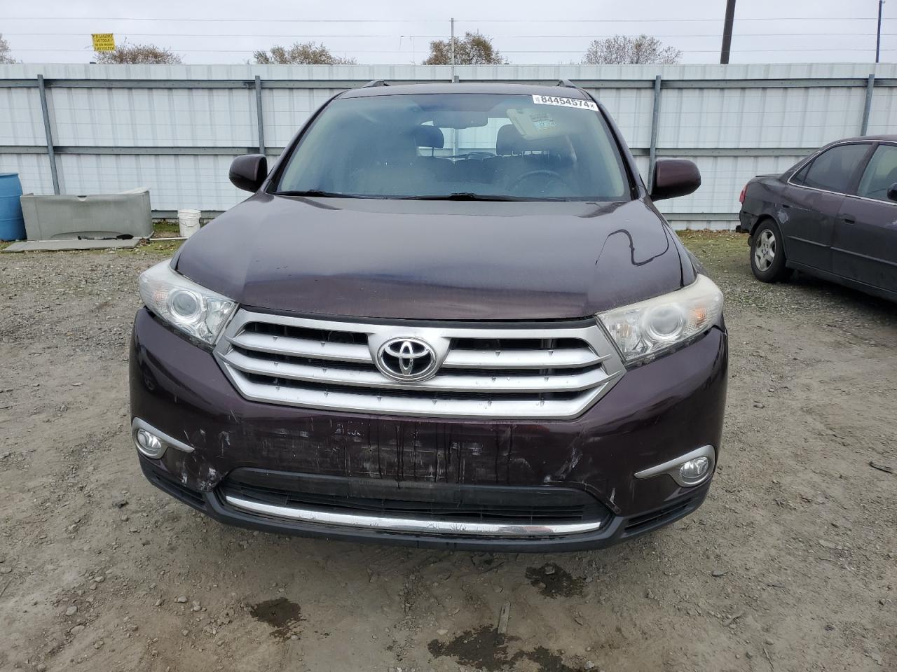 VIN 5TDBK3EH1DS218132 2013 TOYOTA HIGHLANDER no.5