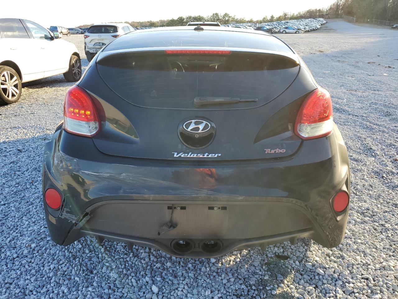 2016 Hyundai Veloster - Image 6