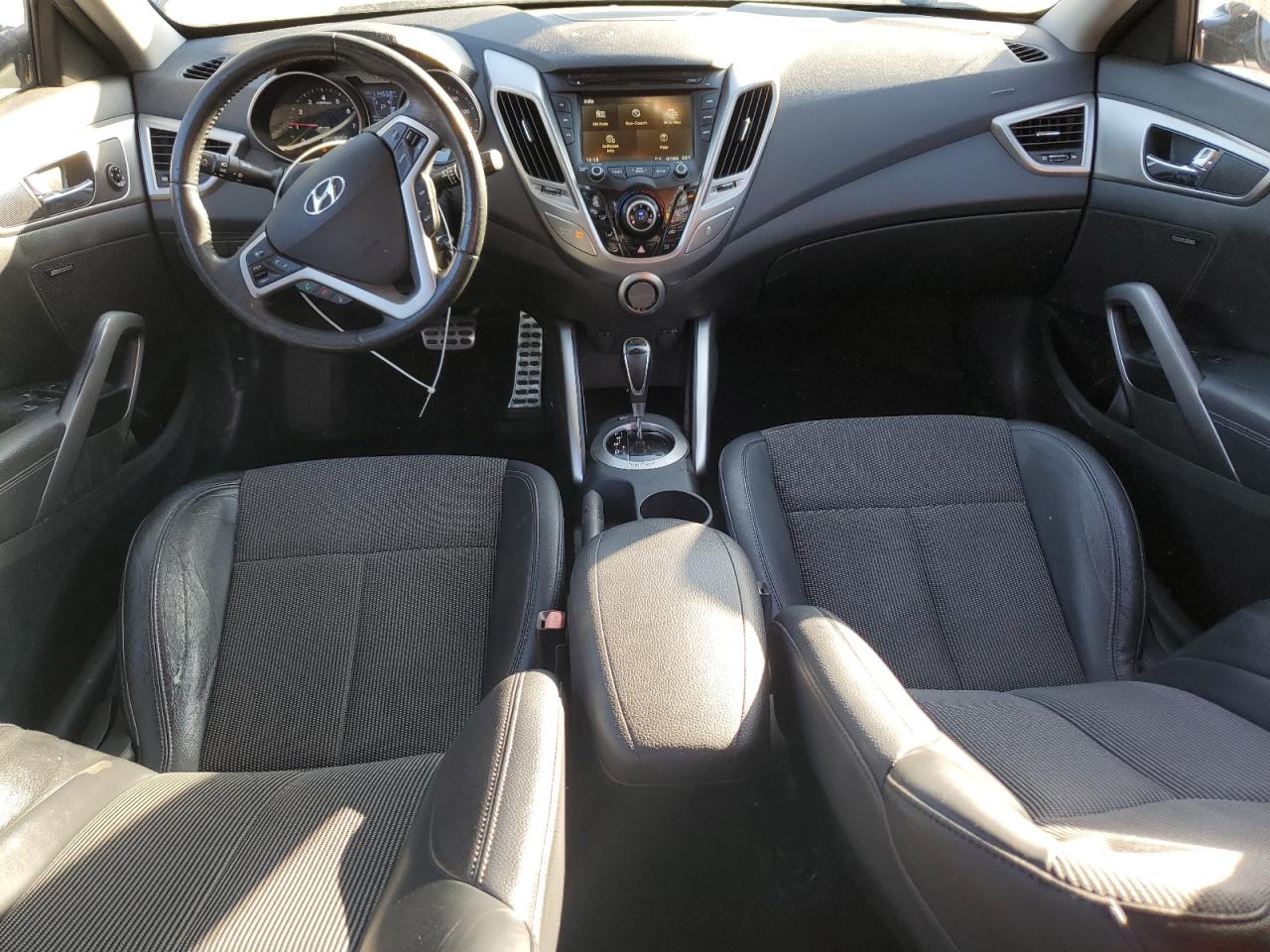 2013 Hyundai Veloster VIN: KMHTC6AD3DU133113 Lot: 85893134