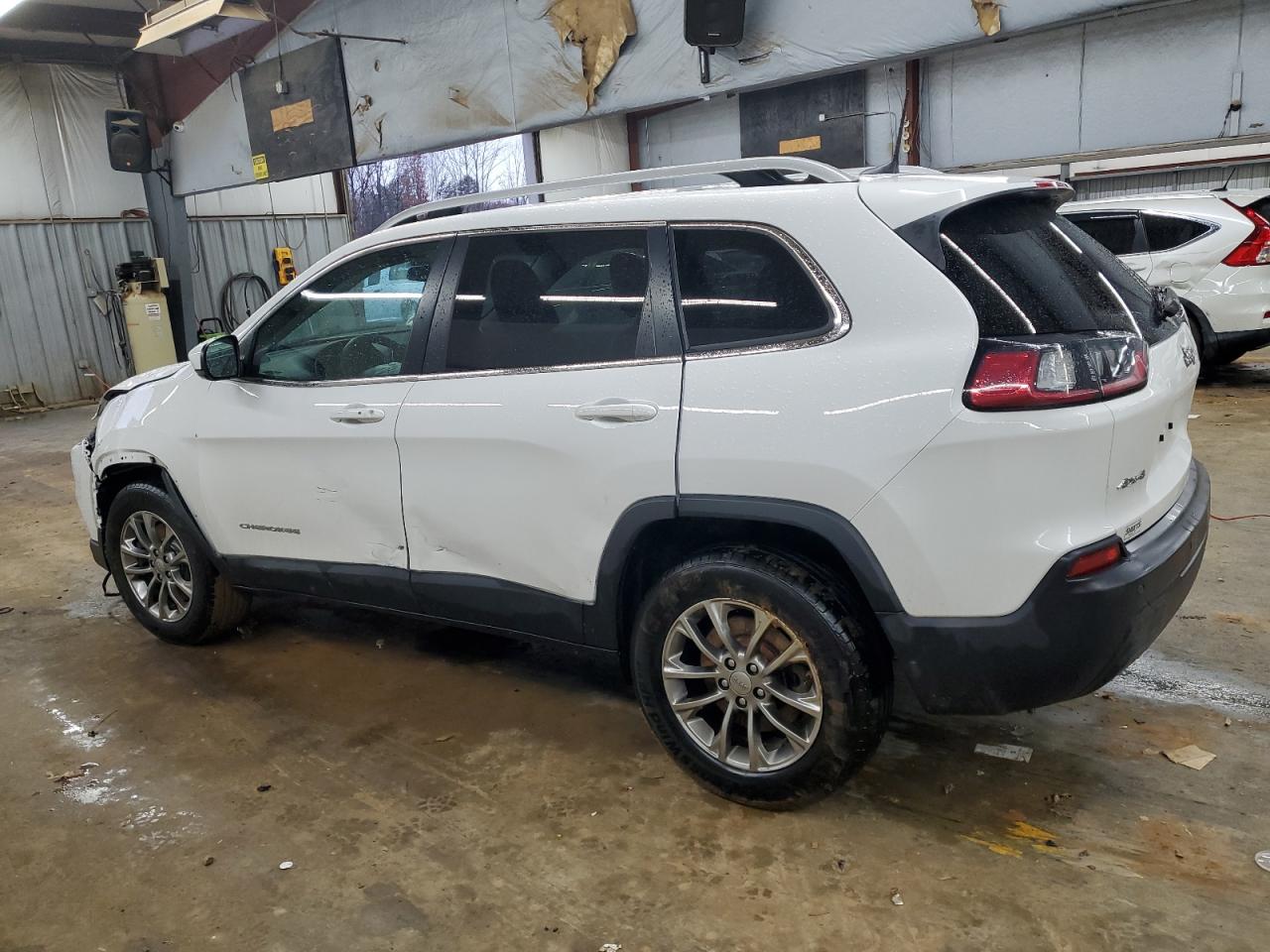 2020 Jeep Grand Cherokee - Image 2