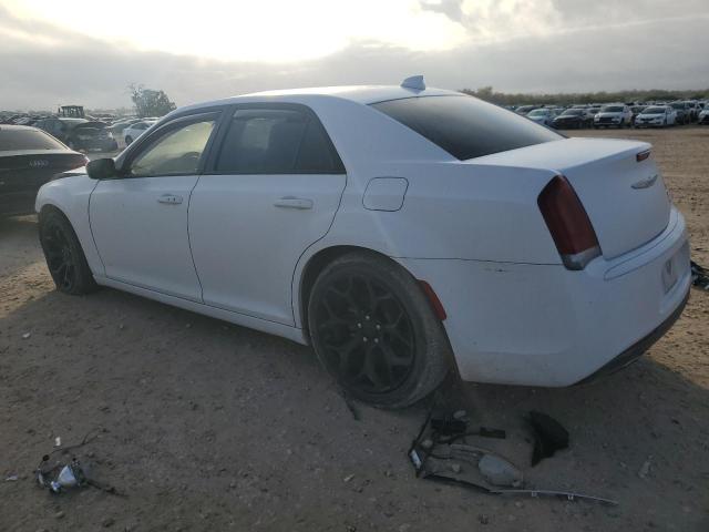 Sedans CHRYSLER 300 2016 White