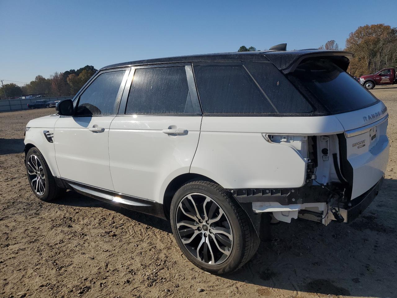 VIN SALWR2RV2JA812141 2018 LAND ROVER RANGEROVER no.2