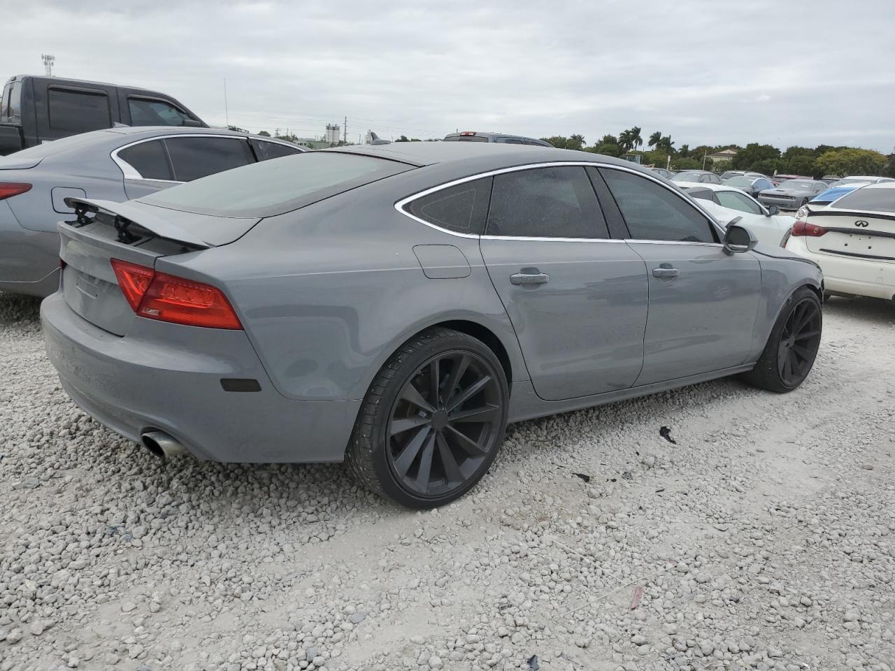 VIN WAUWGAFCXEN005422 2014 AUDI A7 no.3