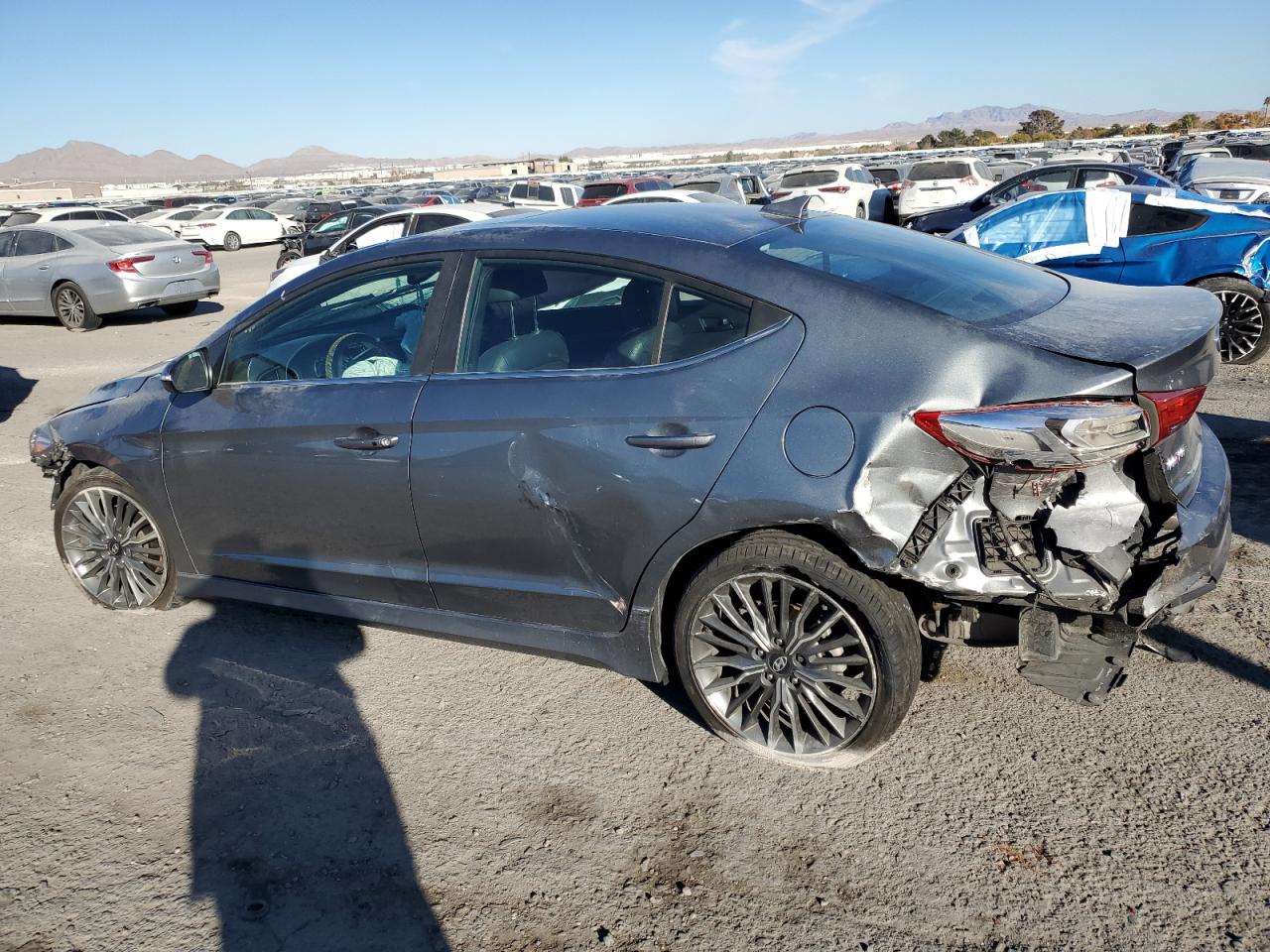 KMHD04LB5HU319254 2017 HYUNDAI ELANTRA - Image 2