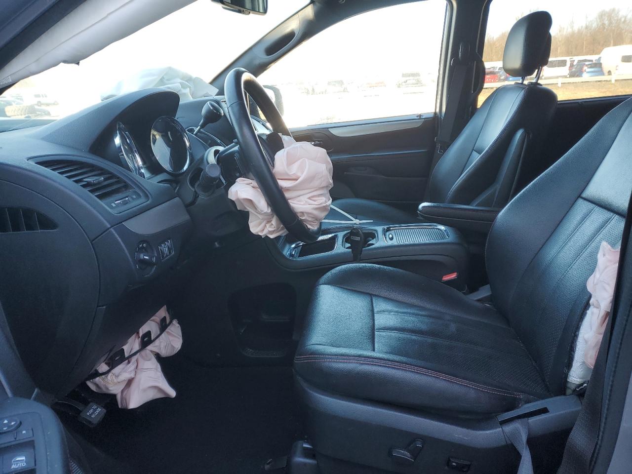 2018 Dodge Caravan - Image 7