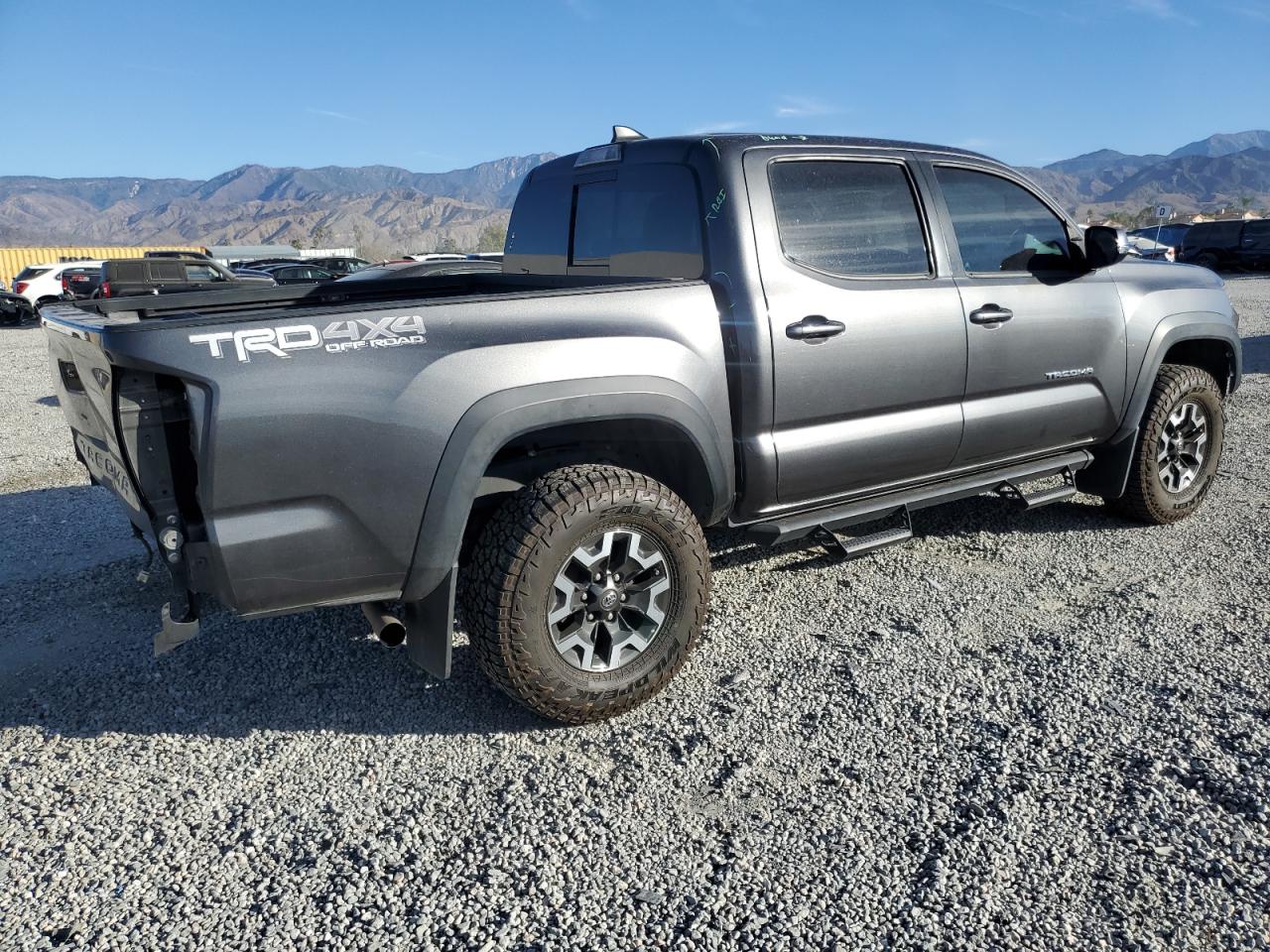 VIN 3TMCZ5AN4KM254613 2019 TOYOTA TACOMA no.3