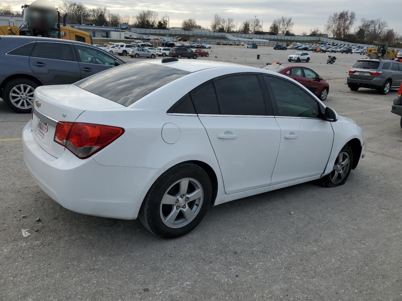 VIN 1G1PC5SB2F7174484 2015 CHEVROLET CRUZE no.3