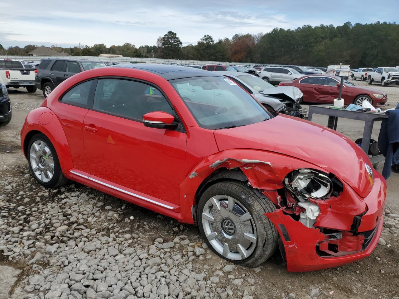 VIN 3VWHP7AT5DM605213 2013 VOLKSWAGEN BEETLE no.4