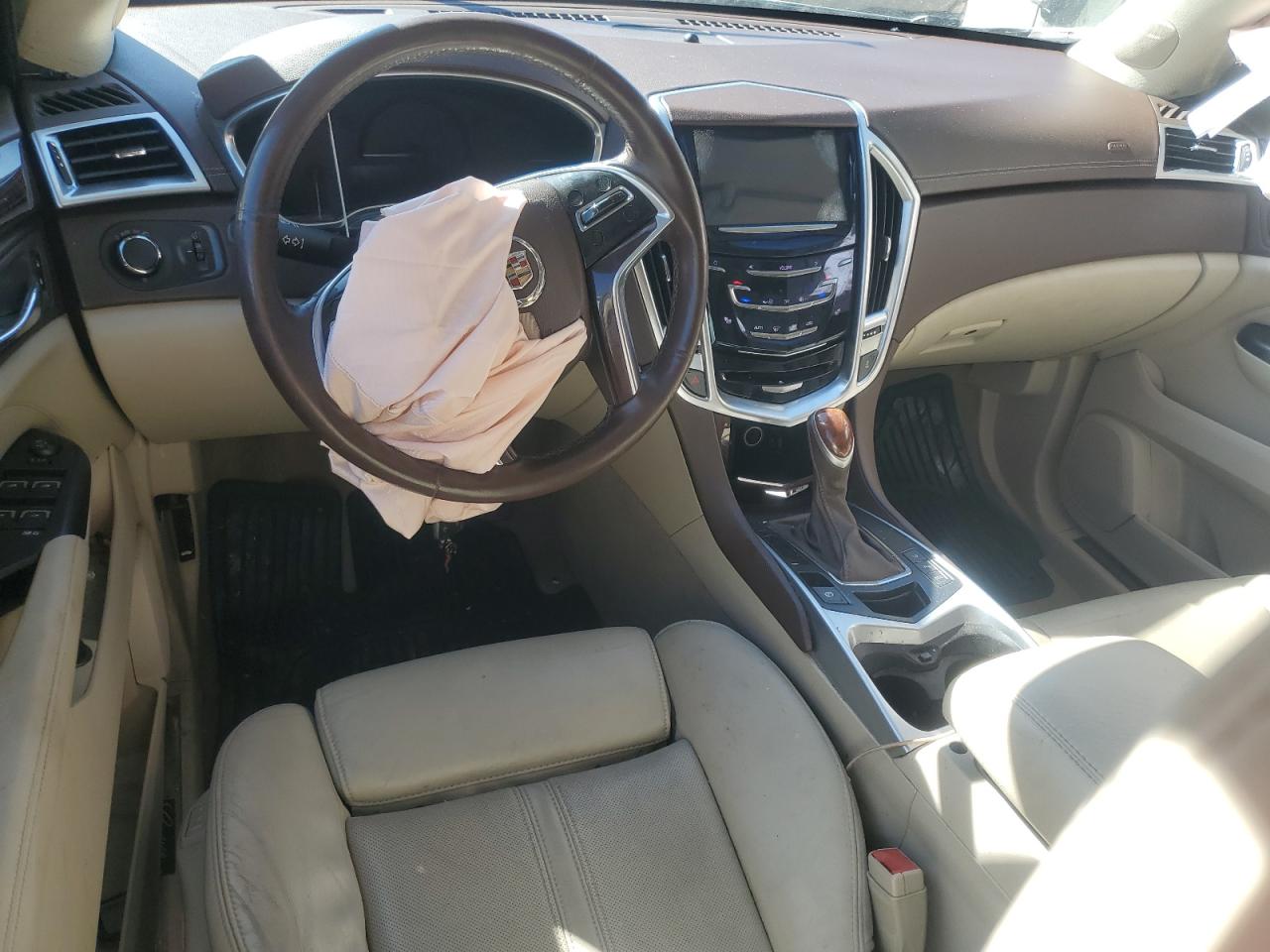 2016 Cadillac SRX - Image 8