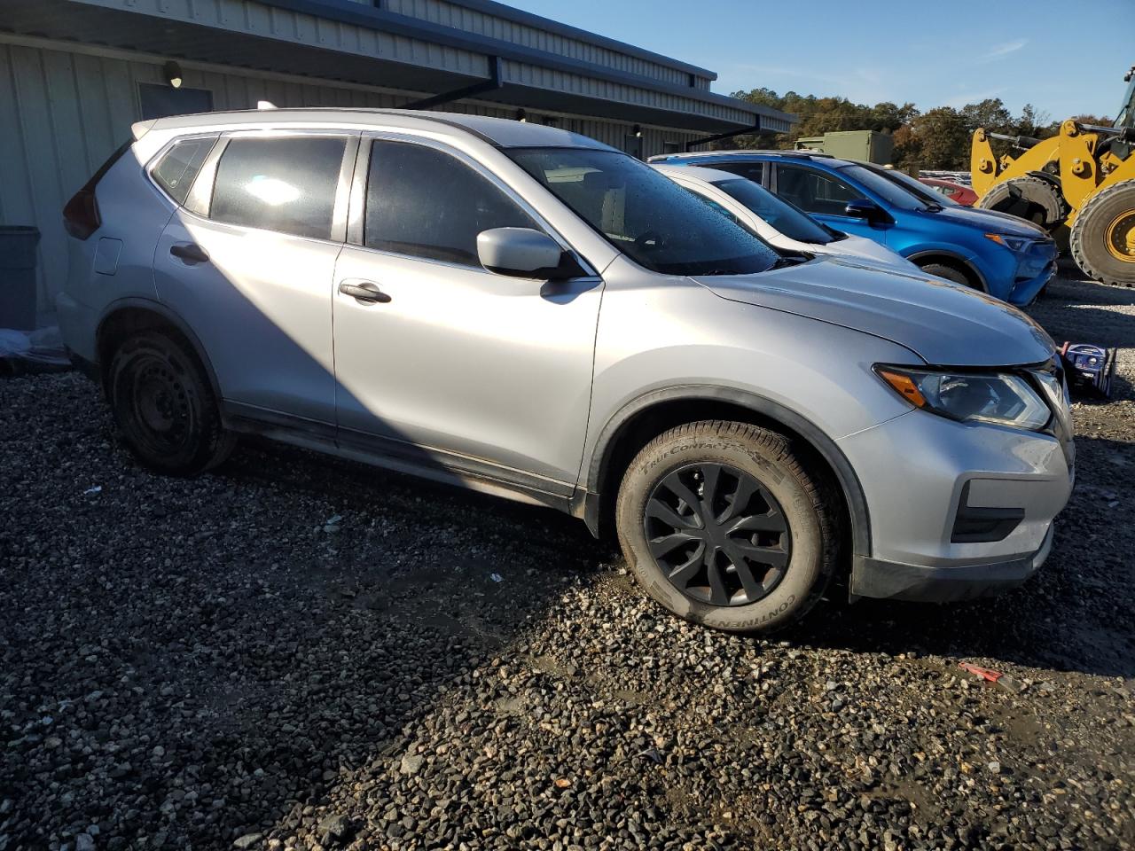 2018 Nissan Rogue - Image 4