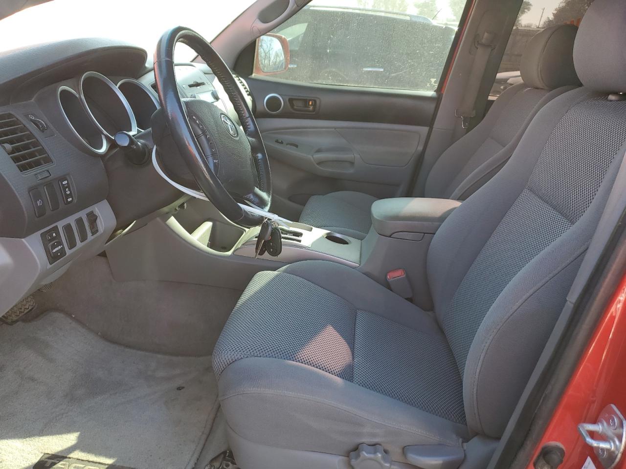 2007 Toyota Tacoma - Image 7