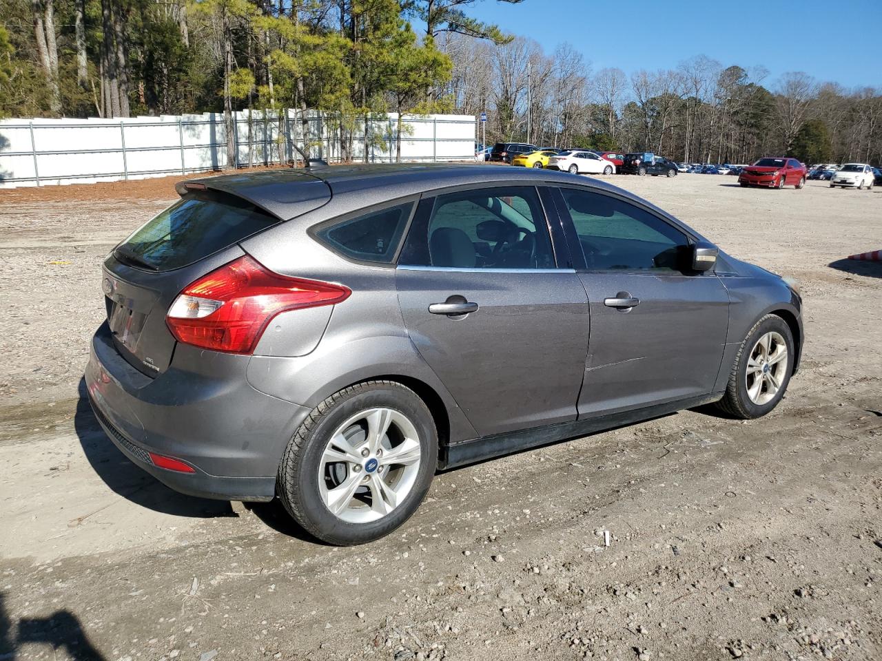 VIN 1FADP3K20DL129542 2013 FORD FOCUS no.3