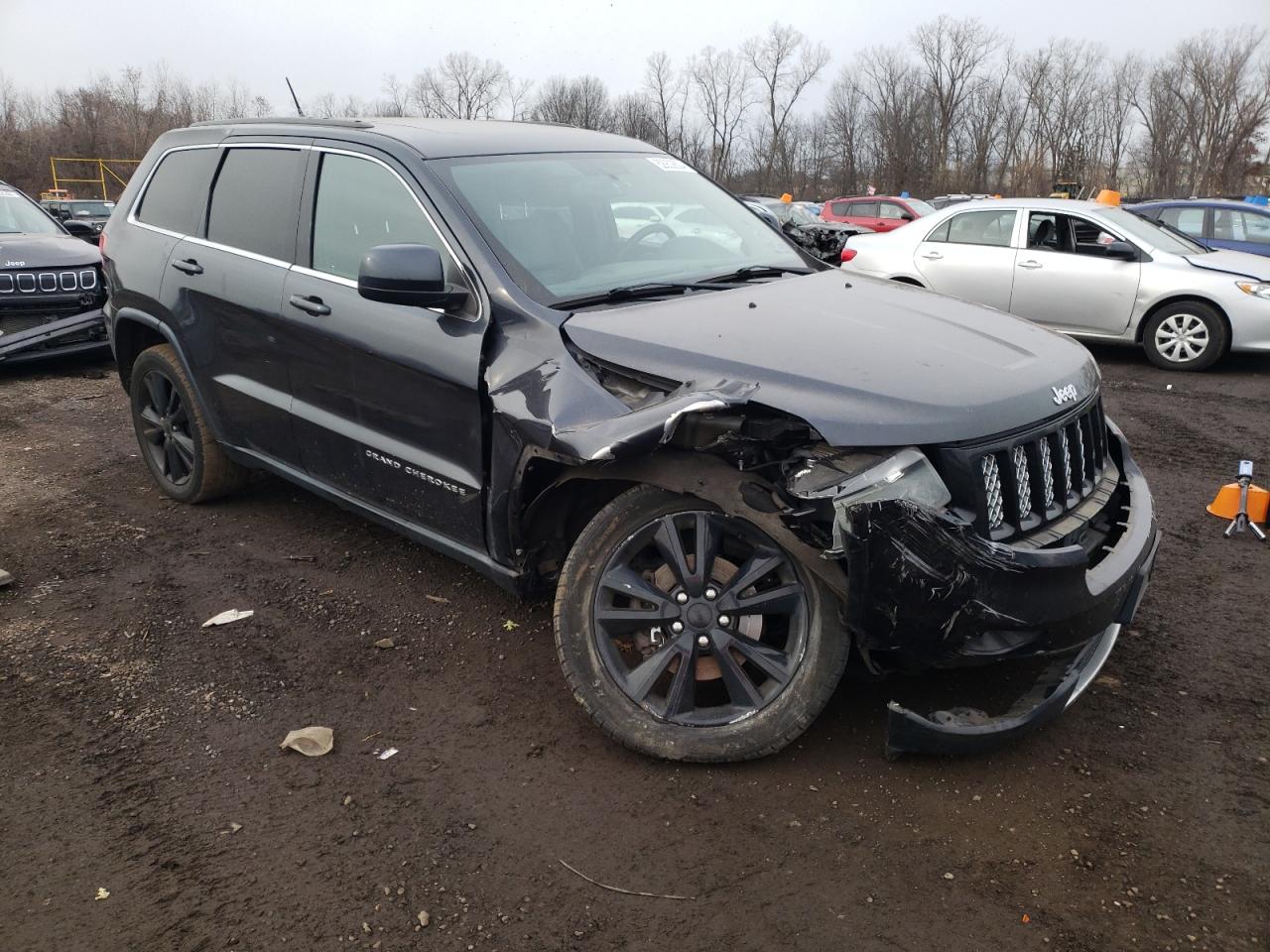 2013 Jeep Grand Cherokee - Image 4