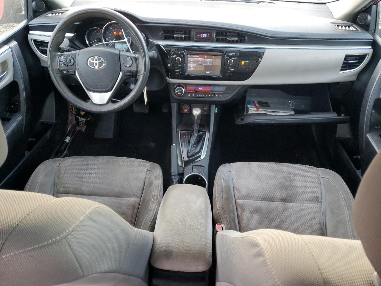 VIN 5YFBURHE3FP255256 2015 TOYOTA COROLLA no.8