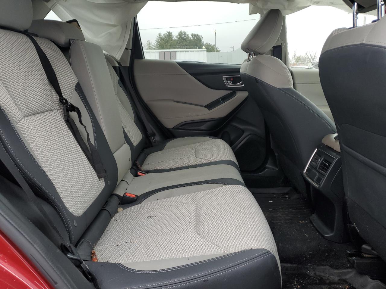 2019 Subaru Forester Premium VIN: JF2SKAEC3KH406095 Lot: 85300724