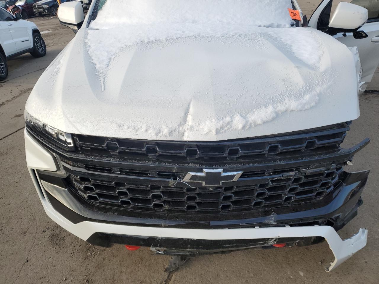 2023 Chevrolet Suburban - Image 13