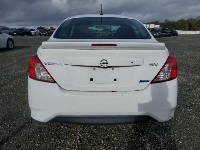  NISSAN VERSA 2016 Biały