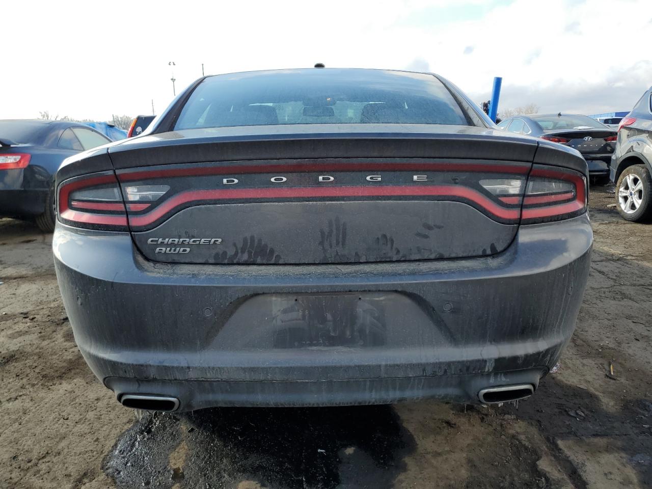 2017 Dodge Charger - Image 6