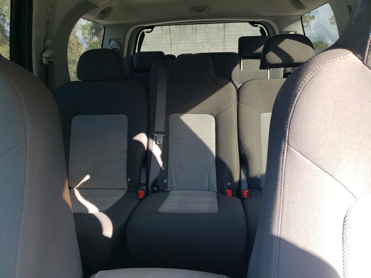 2005 Ford Expedition - Image 10