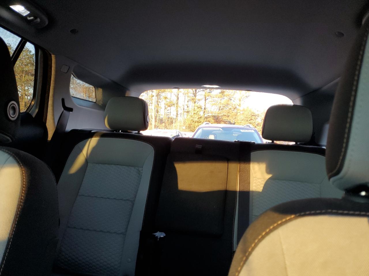 2018 GMC Terrain - Image 10