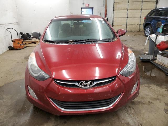  HYUNDAI ELANTRA 2013 Красный