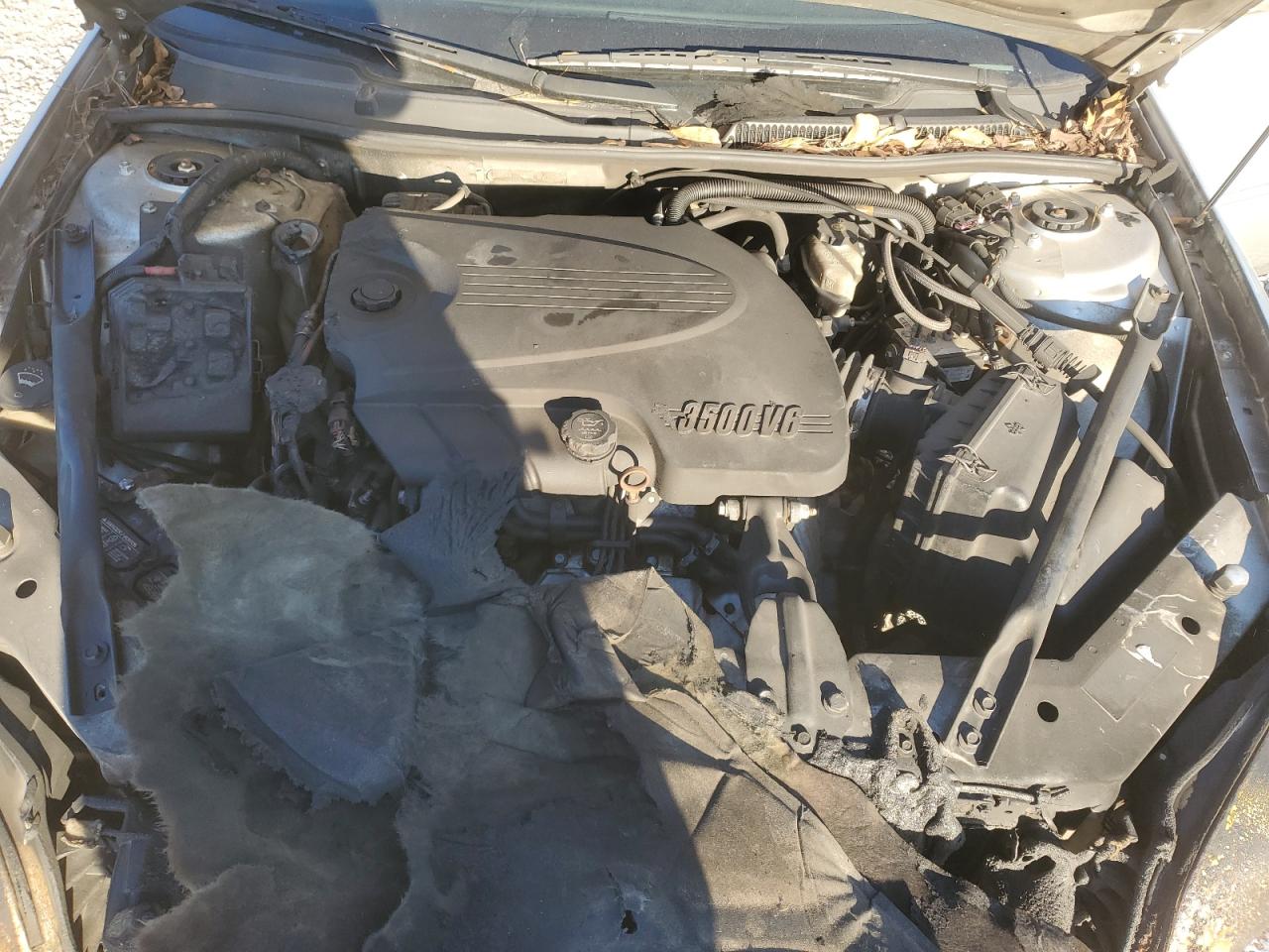 2009 Chevrolet Impala - Image 11