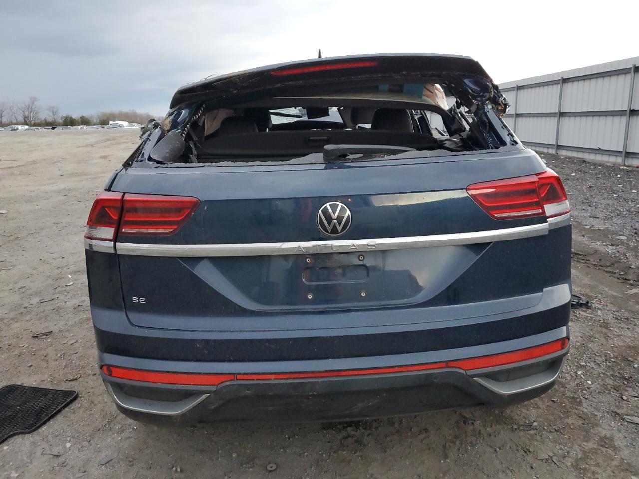 2021 Volkswagen Atlas - Image 6