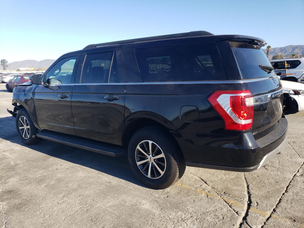 2020 Ford Expedition - Image 2