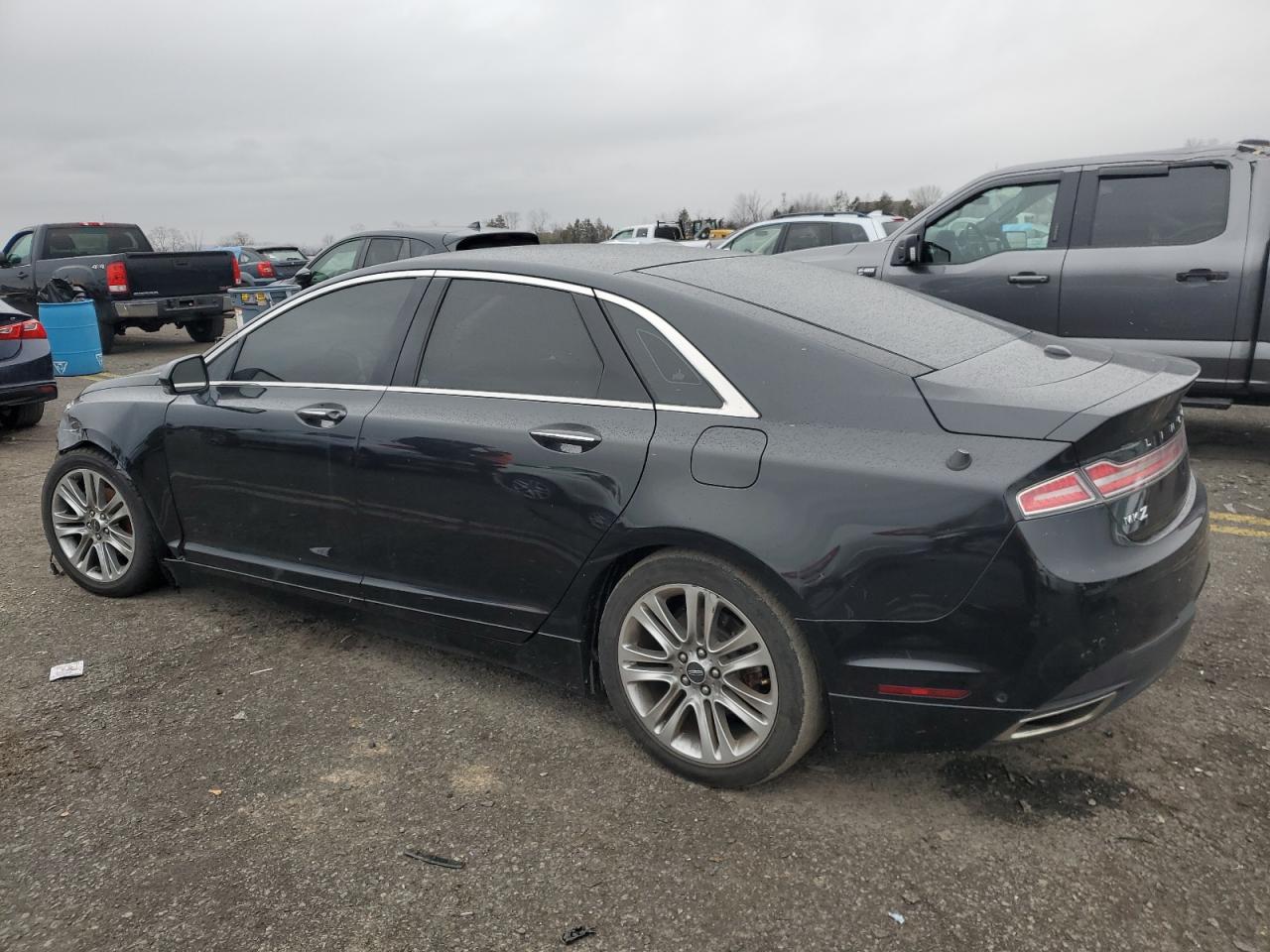 VIN 3LN6L2LU0ER814115 2014 LINCOLN MKZ no.2