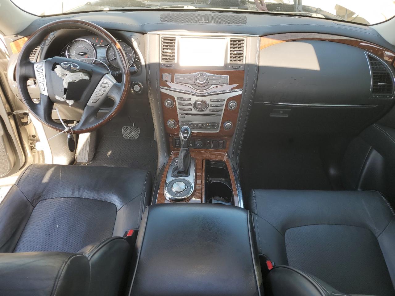 2019 Infiniti QX80 - Image 8