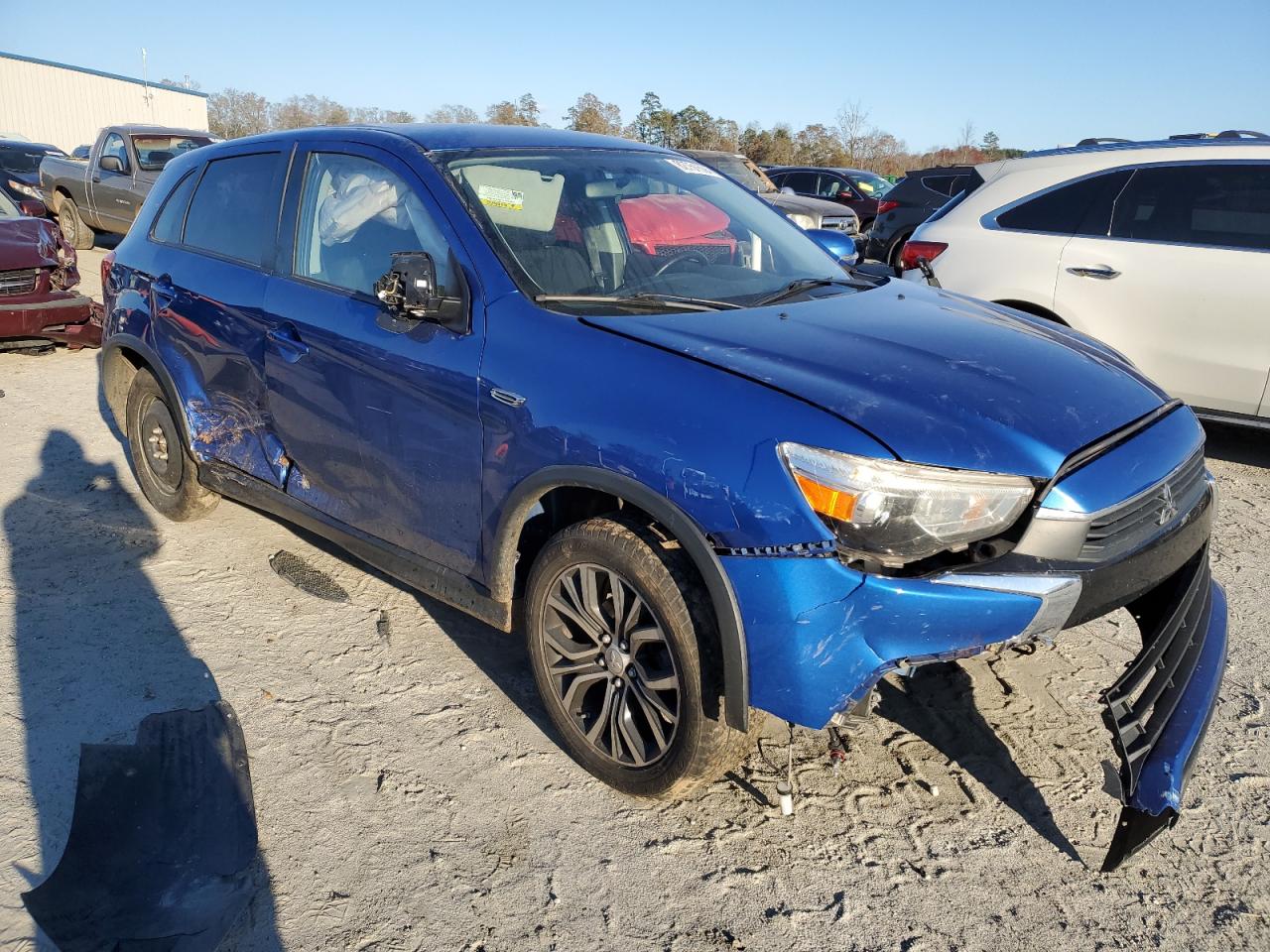 2017 Mitsubishi Outlander - Image 4
