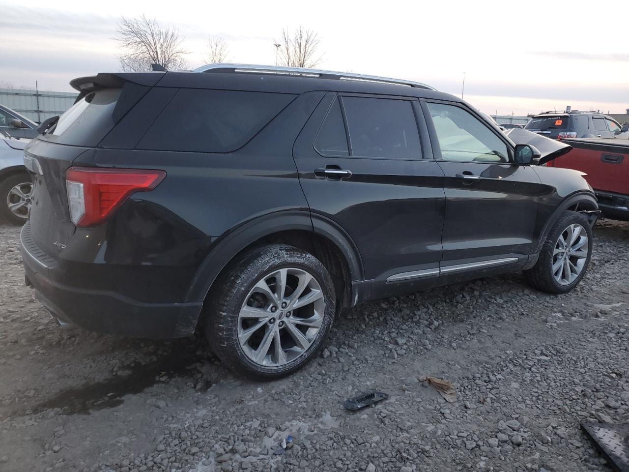 2021 Ford Explorer - Image 3