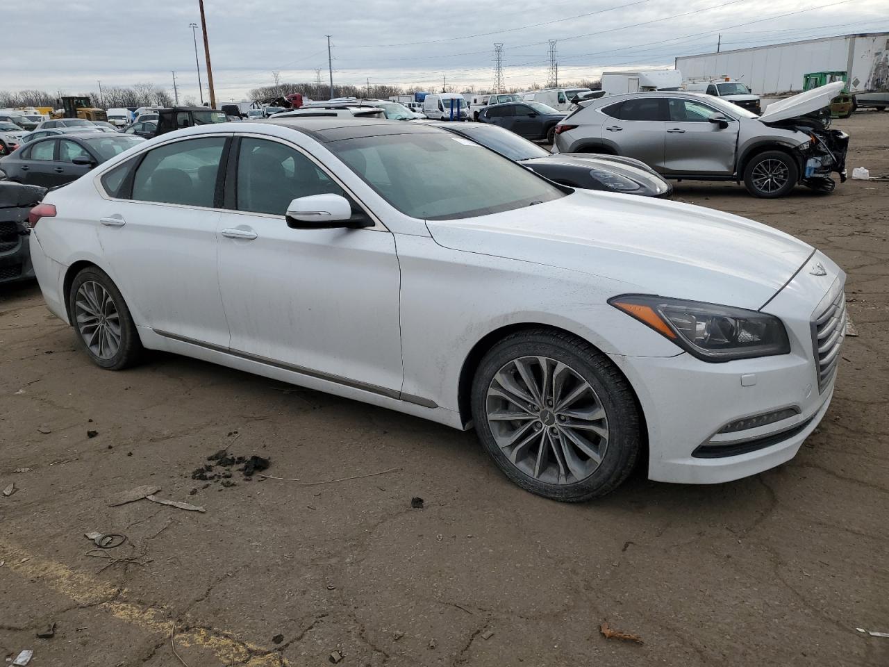 VIN KMHGN4JE4GU112283 2016 HYUNDAI GENESIS no.4