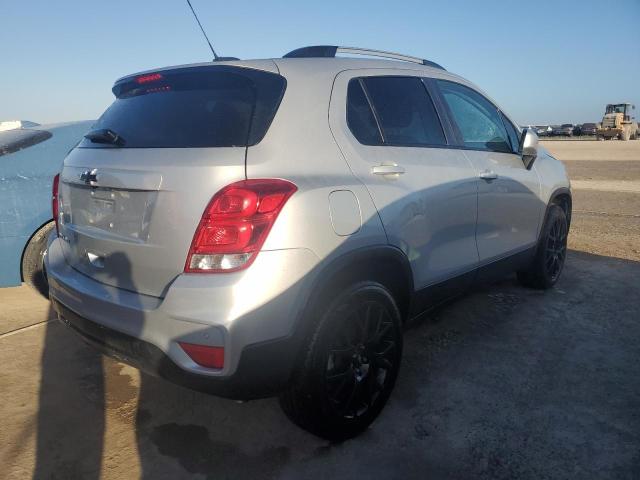  CHEVROLET TRAX 2022 Сріблястий