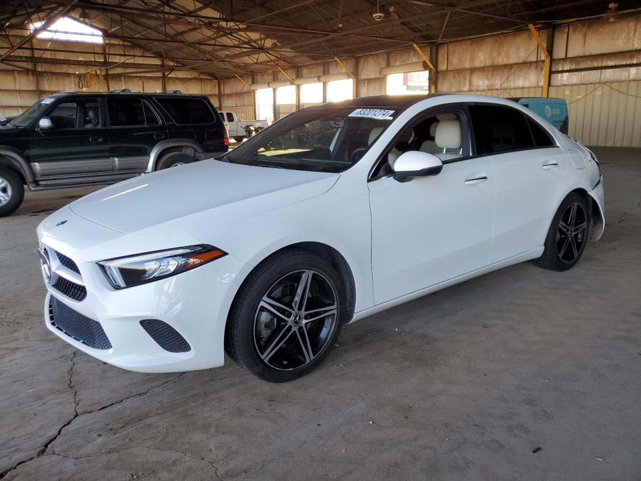 2019 Mercedes-Benz A-klasse - Image 1