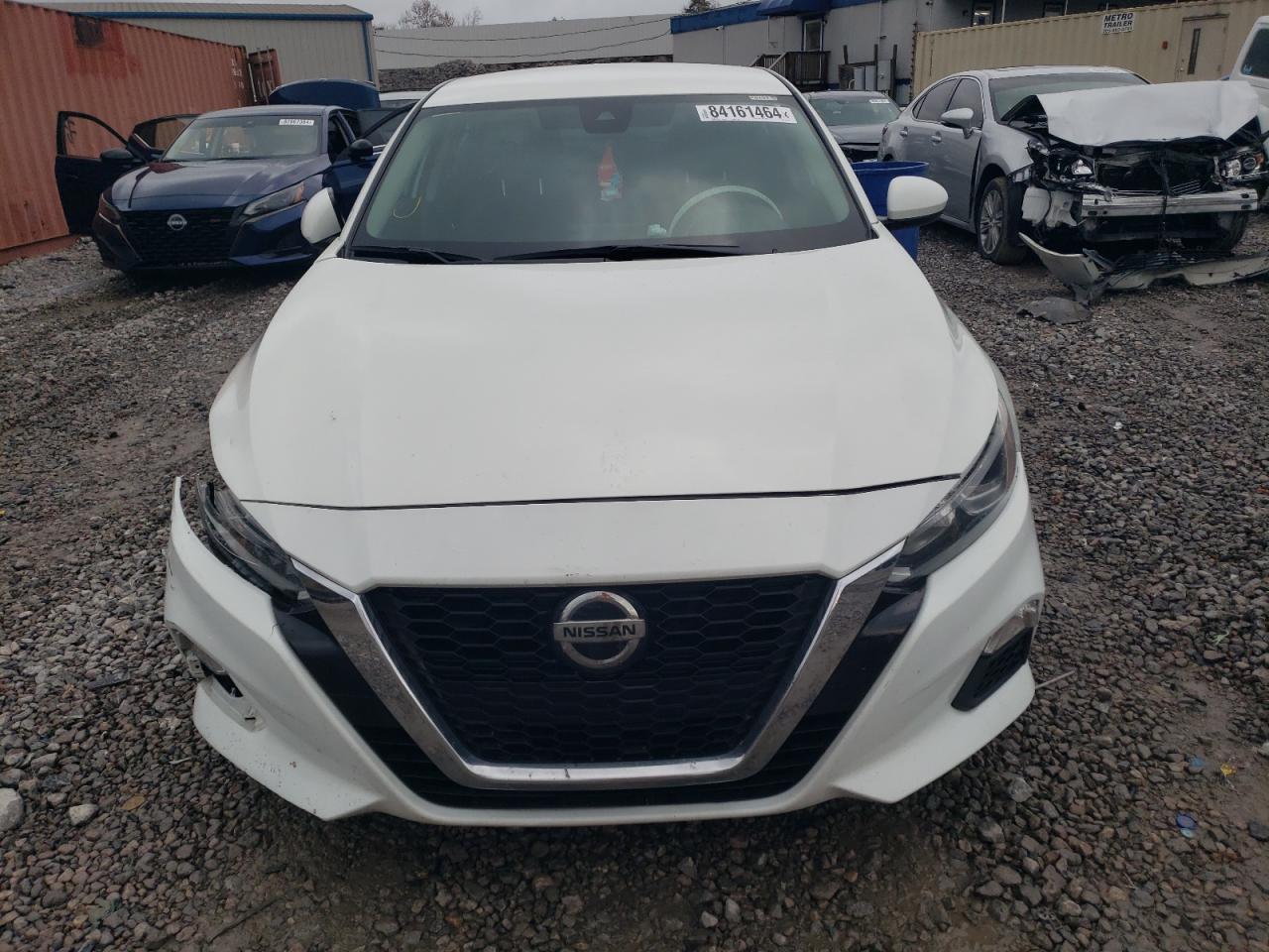 2021 Nissan Altima - Image 5