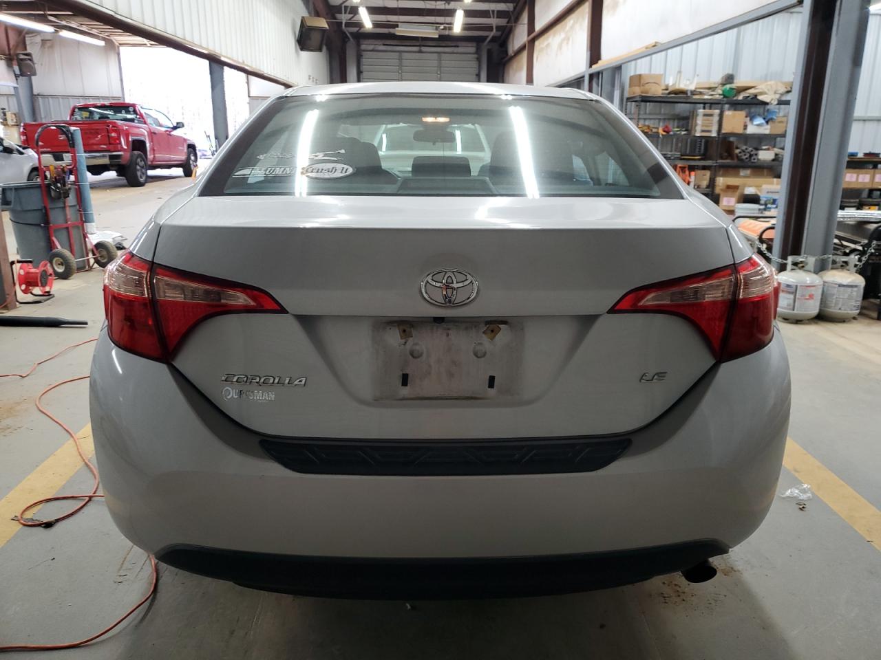 VIN 2T1BURHE6JC985025 2018 TOYOTA COROLLA no.6