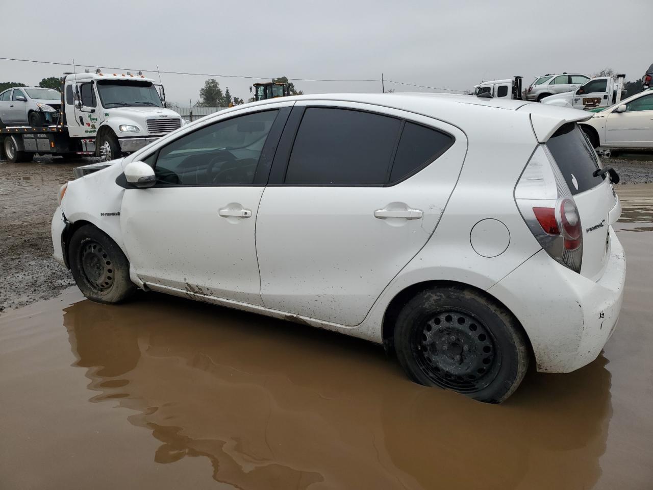 VIN JTDKDTB35D1551823 2013 TOYOTA PRIUS no.2