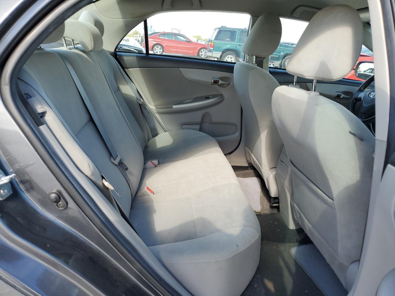 2012 Toyota Corolla - Image 11
