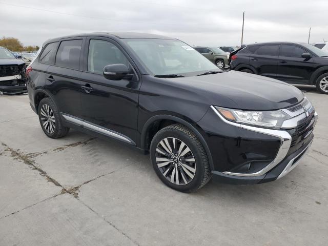  MITSUBISHI OUTLANDER 2019 Черный