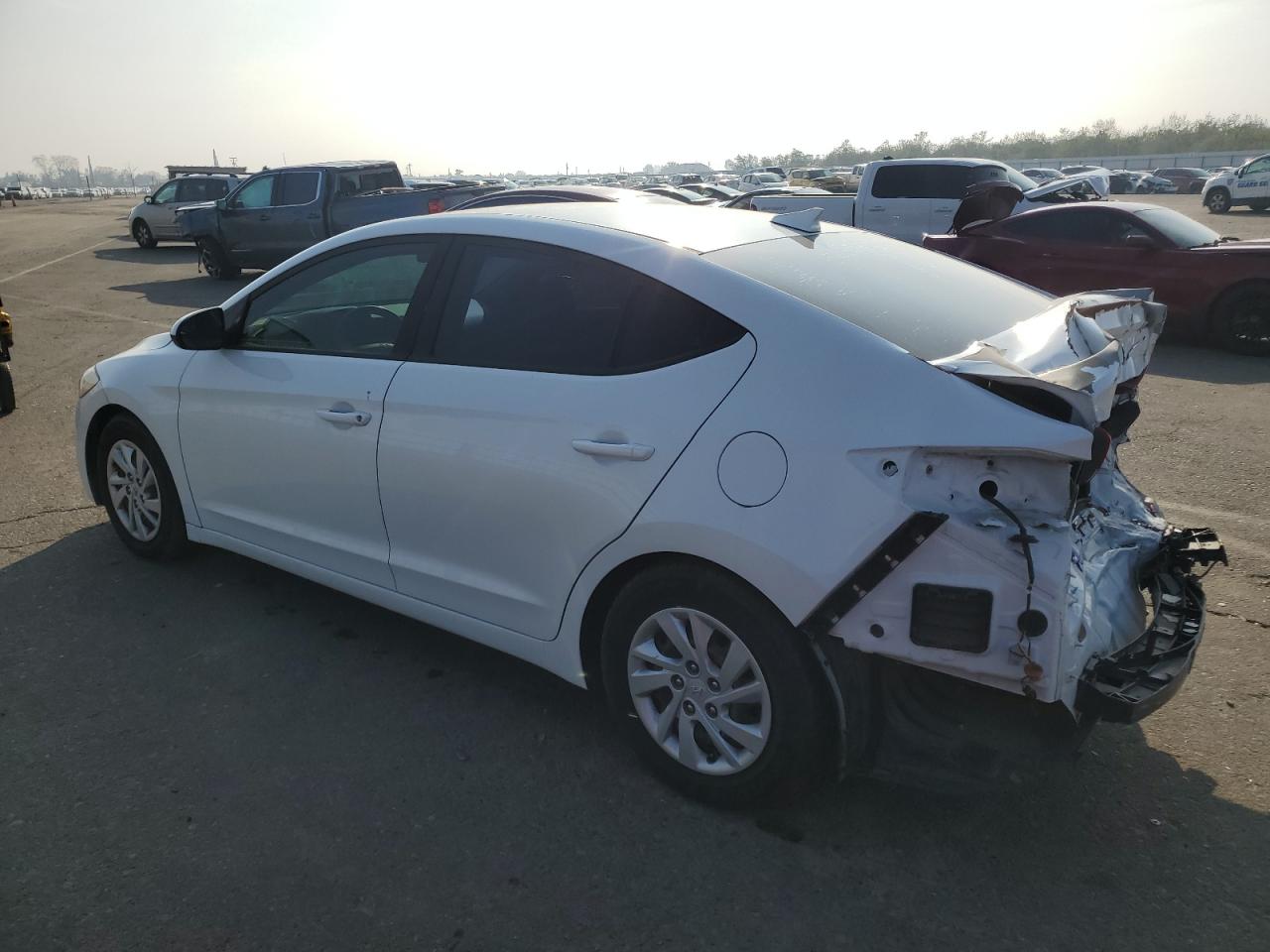 VIN 5NPD74LF1HH202932 2017 HYUNDAI ELANTRA no.2