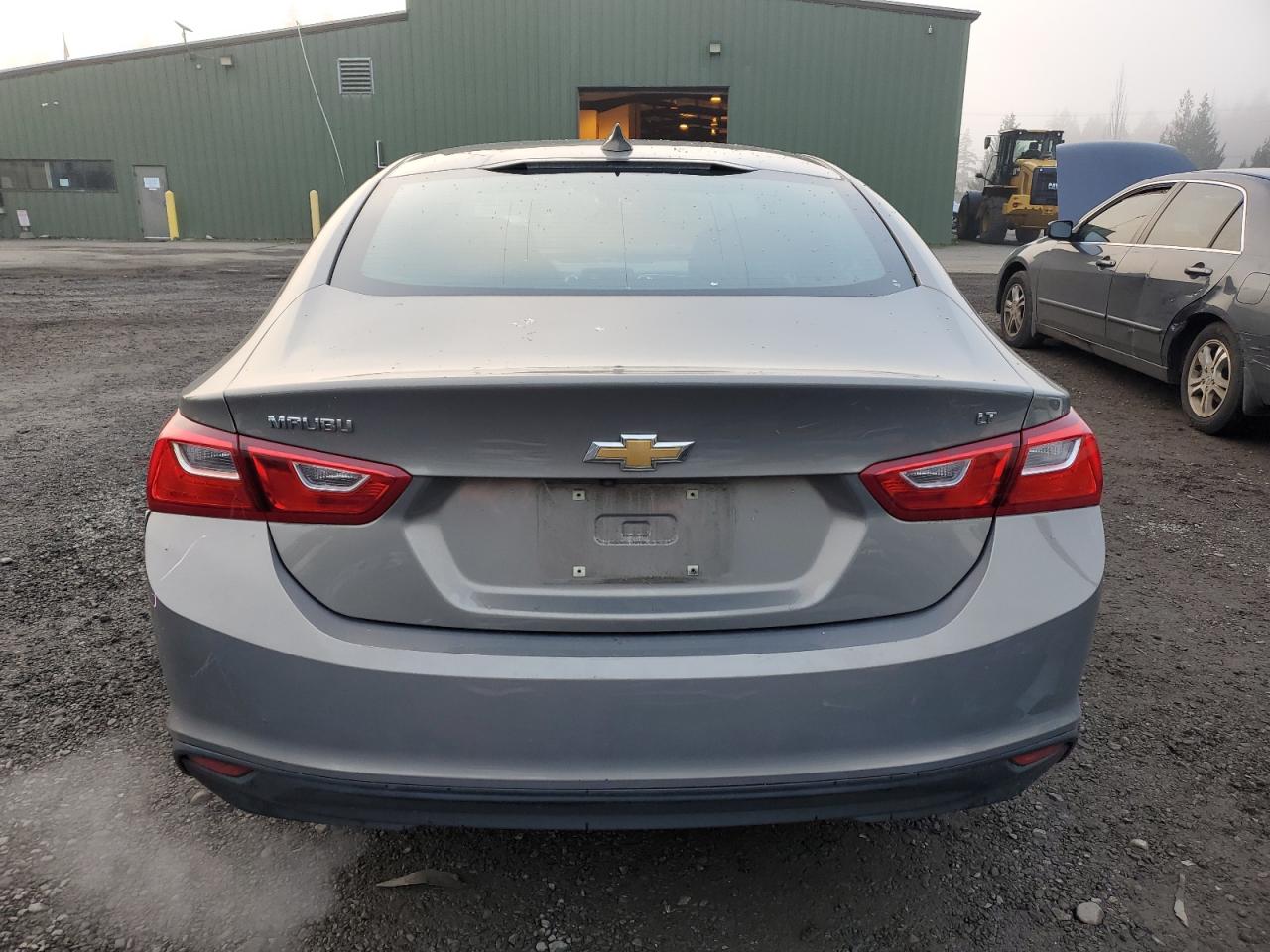 VIN 1G1ZD5ST5JF226834 2018 CHEVROLET MALIBU no.6