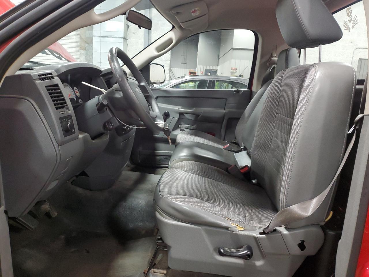 2006 Dodge RAM - Image 7