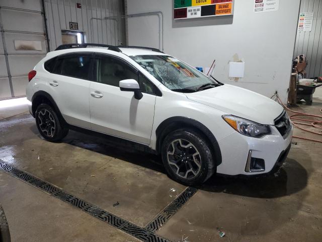  SUBARU CROSSTREK 2017 White