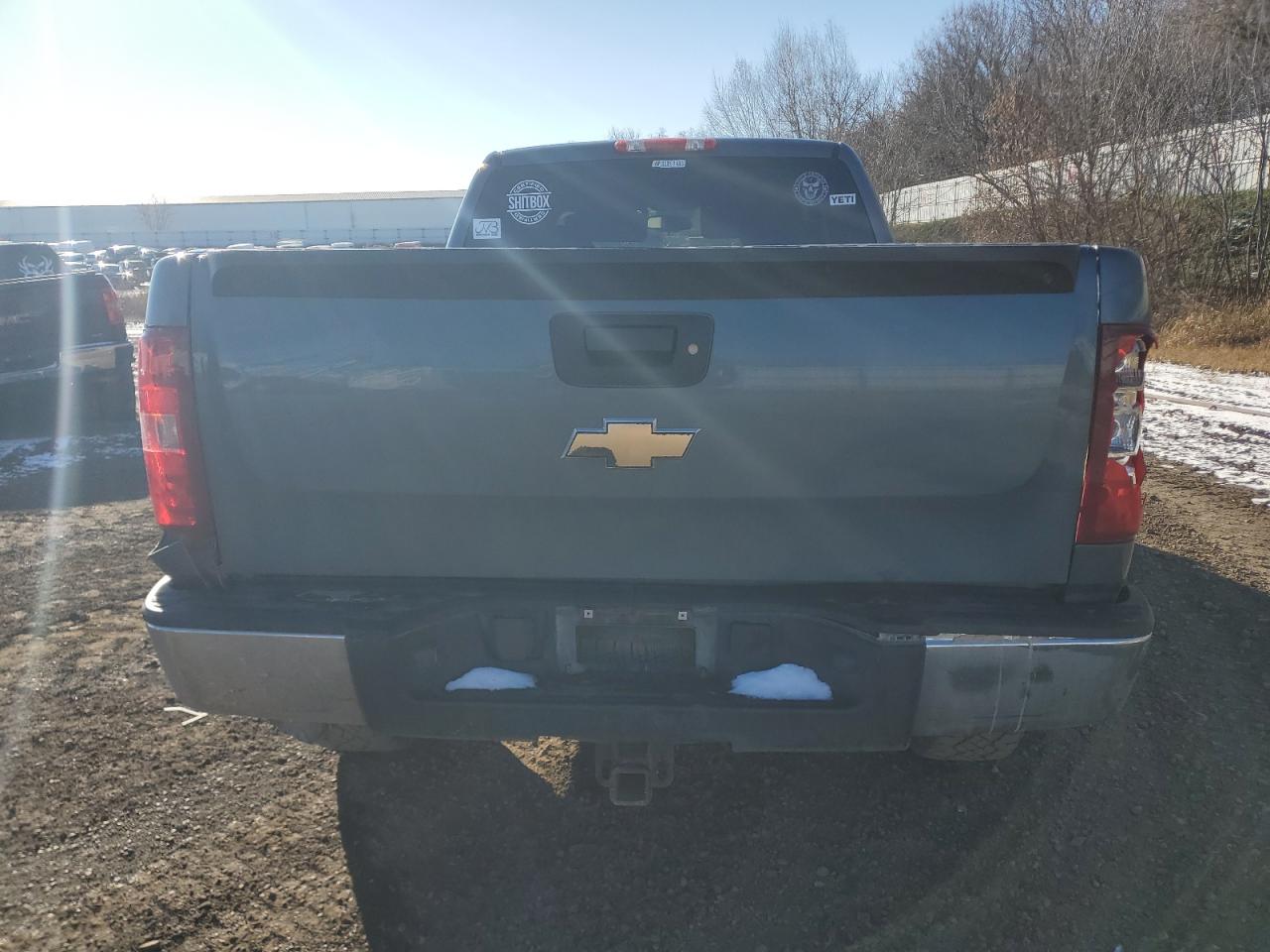 2011 Chevrolet Silverado - Image 6