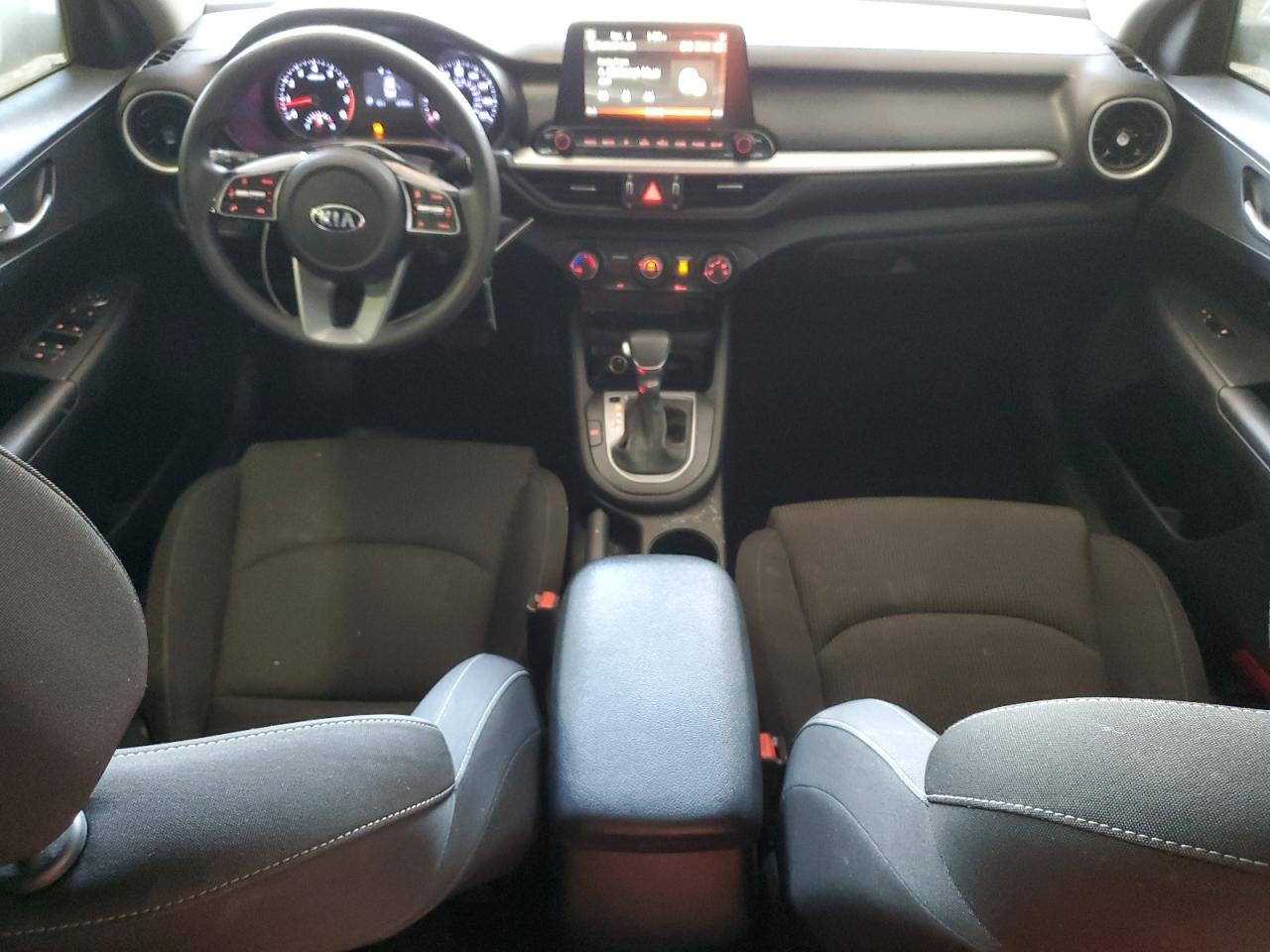 2020 Kia Forte - Image 8